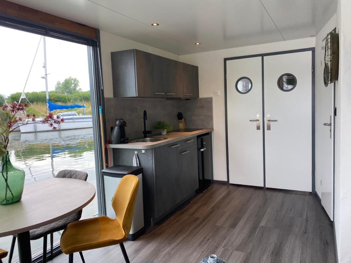 Houseboat De Amstel Hotel Monnickendam Exterior foto